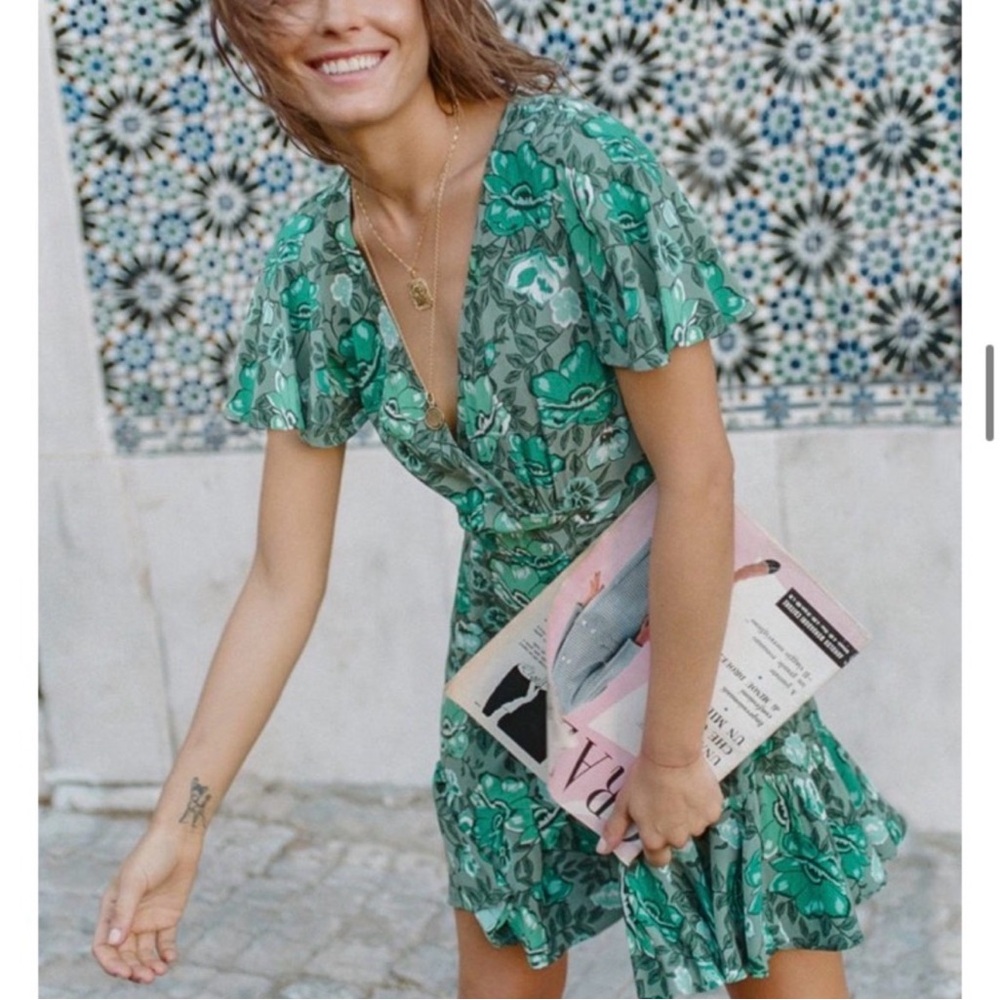 Spell‎ & The Gypsy Collective Winona Mini Dress Size Small Green Floral